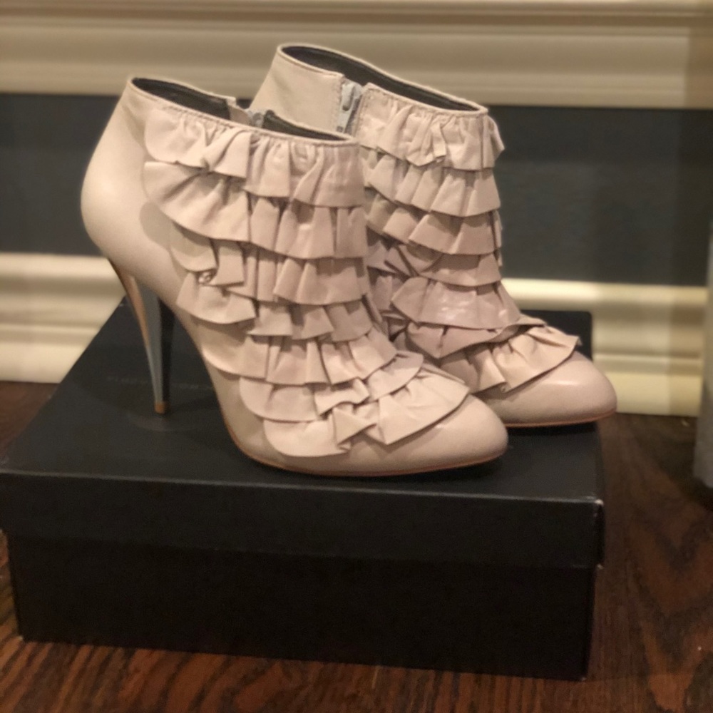 BCBGMAXAZRIA high heel booties